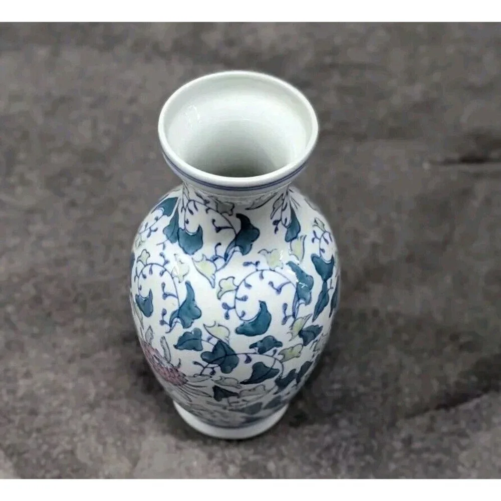 Vintage Chinese Green‎ Pink & Blue Hand Painted Floral Vase 11